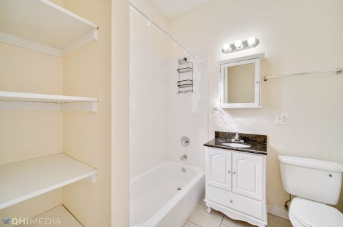 1512 17th St, Chicago IL 60608-2037 exterior