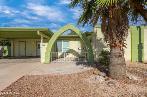 1811 Camino Pio Decimo, Tucson AZ  85715-4501 exterior