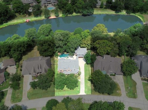 5003 Oxbow Cir, Fulshear TX 77441-4535 exterior