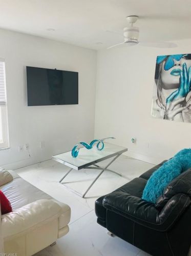 2442 44 St, Naples FL 34116-7917 exterior