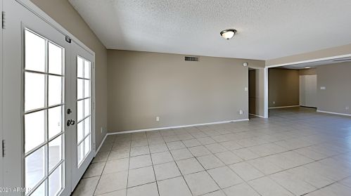 9638 34th Ln, Phoenix, AZ 85051-1211