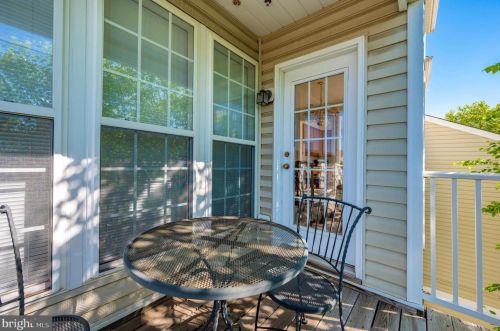 329 Prettyman Dr, Rockville MD 20850-4742 exterior