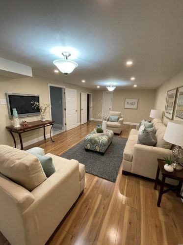 10523 Edgefield Dr, Saint Louis MO 63136-5416 exterior