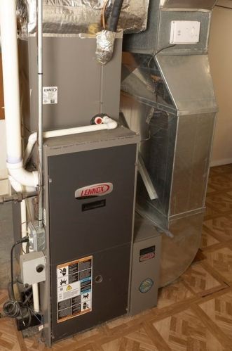 35 Anne St, Springfield MA 01104-2236 exterior