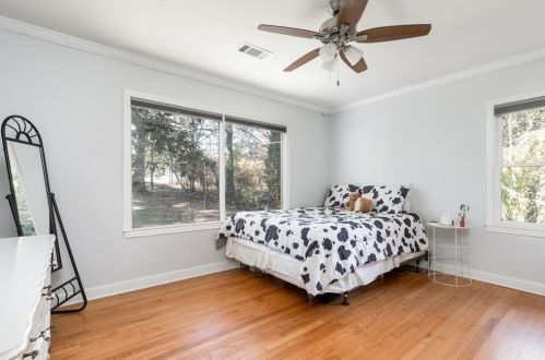 2519 Clairmont Rd, Atlanta GA 30329-2713 exterior