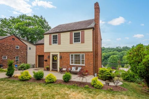 176 Columbia Dr, Pittsburgh PA 15236-4429 exterior