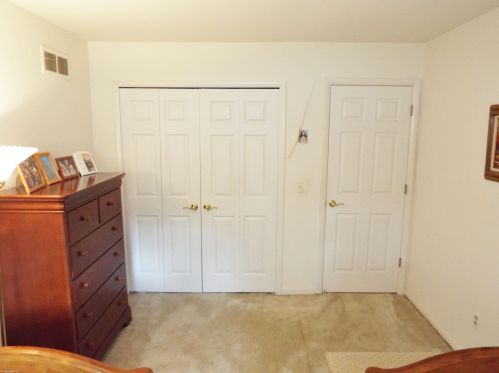 1882 Jenny Ln, Rochester MI 48309-3381 exterior