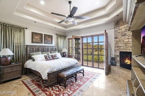 37025 33rd Ave, Phoenix AZ  85086-8740 exterior