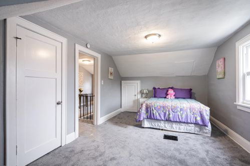 5946 40th St, Milwaukee WI  53209-3923 exterior