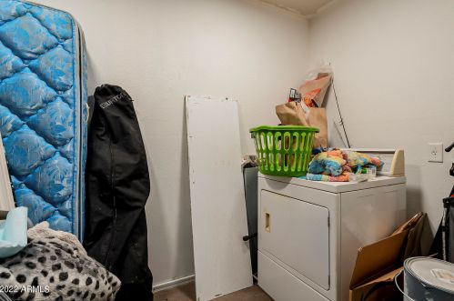 4741 Burgess Ln, Phoenix AZ  85042-5327 exterior