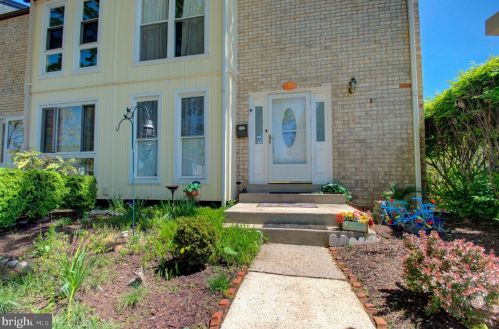 7201 Millcrest Ter, Rockville, MD 20855-1243