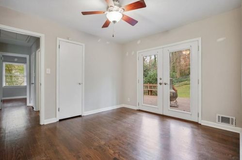 1284 Brookshire Ln, Atlanta GA exterior