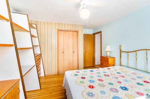 2546 Anderson Rd, Duluth MN 55811-5402 exterior