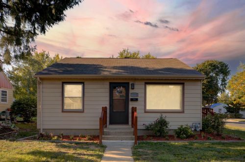 7800 Palmetto Ave, Milwaukee WI  53218-3750 exterior