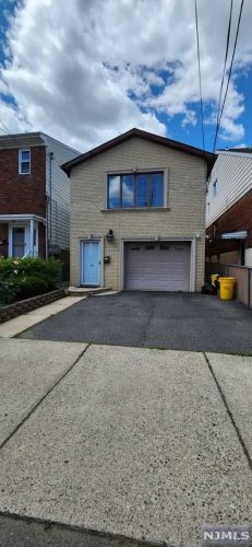 173 Hamilton Ave, Fairview NJ  07022-1713 exterior