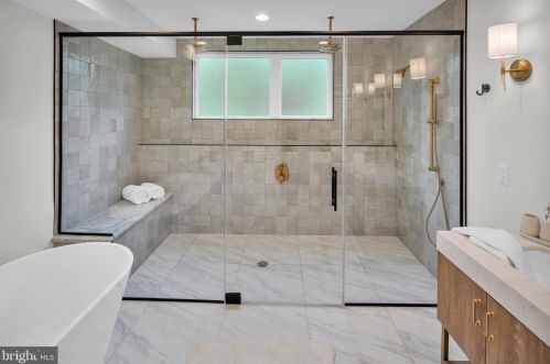 959 Marshall St, Philadelphia PA 19122 exterior