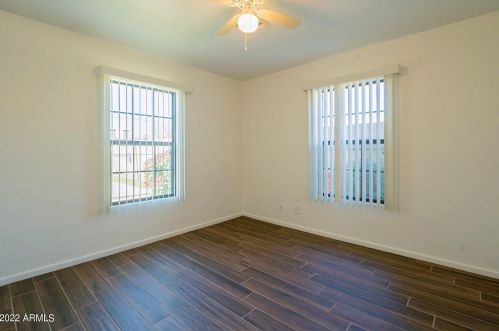 4220 16 Dr, Phoenix AZ 85015-1426 exterior