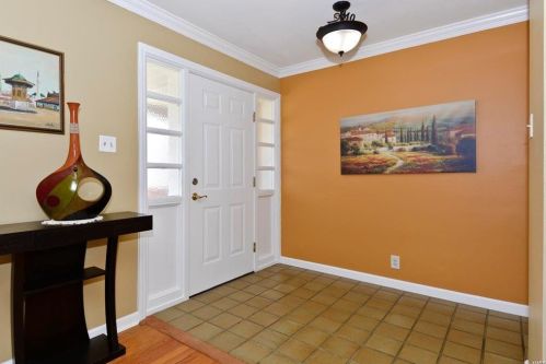 9832 Meadowfern Dr, Saint Louis MO  63126-2435 exterior