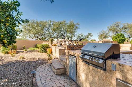 871 Desert Deer Pass, Green Valley AZ 85614-5528 exterior