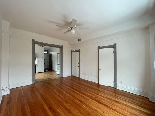 1016 Rockwell St, Chicago IL 60647-5220 exterior