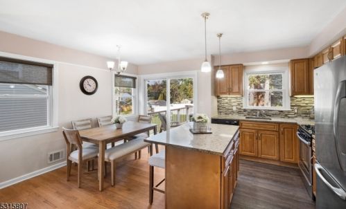 16 Fletcher Pl, Madison NJ 07940-2307 exterior