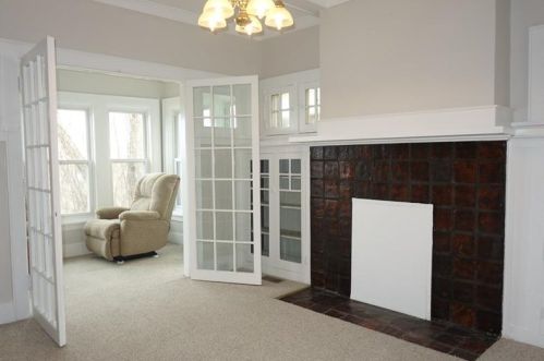 1027 Mirror St, Pittsburgh PA 15217-2645 exterior