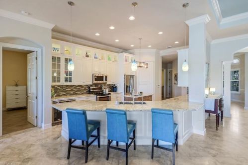 8737 Hideaway Harbor Ct, Naples FL 34120-4327 exterior