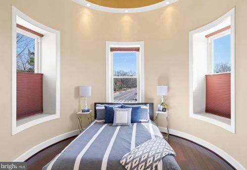 616 M St, Washington DC 20002-3425 exterior