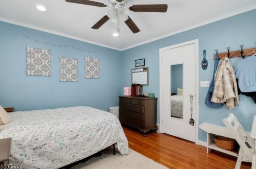 39 Cliffside Trl, Parsippany NJ 07834-2008 exterior