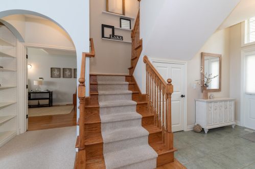 952 Eagle Lk Dr, Kalamazoo MI 49009-8429 exterior