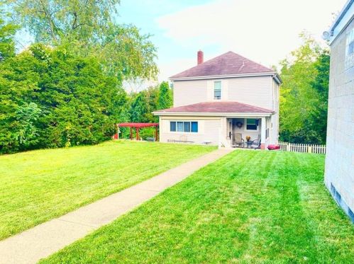 1024 Hillsboro St, Pittsburgh, PA 15204-2323