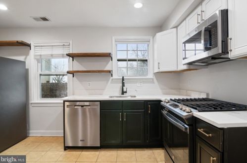 5120 Jay St, Washington DC 20019-5529 exterior