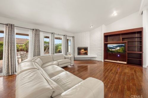 1324 Kroeger Ave, Fullerton CA exterior