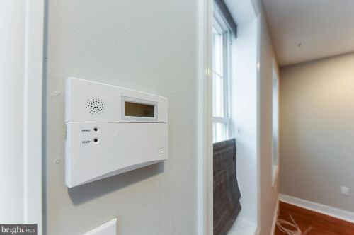 2012 Carpenter St, Philadelphia PA  19146-2617 exterior