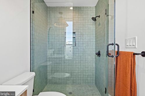 1613 2nd St, Philadelphia PA 19122 exterior