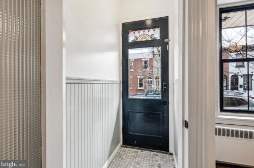 2426 Cedar St, Philadelphia PA  19125-3018 exterior