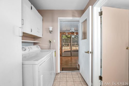 1590 Nelson St, Meskegon MI 49441-1036 exterior