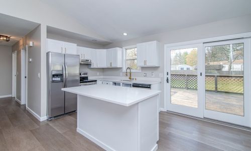 105 Joan St, Springfield MA  01129-1533 exterior