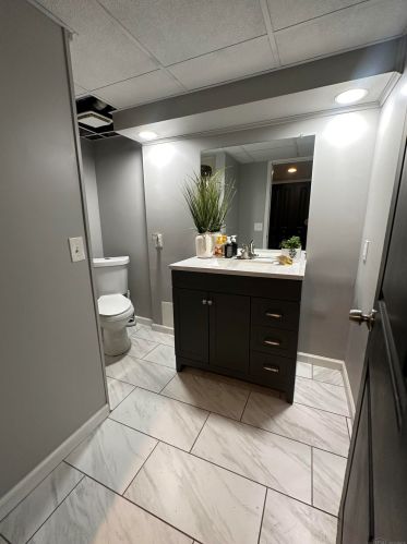 580 Longford Dr, Rochester MI 48309-2415 exterior