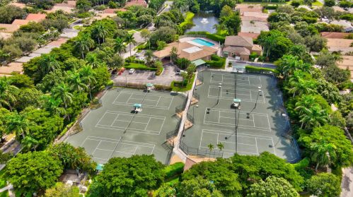 10327 Copper Lk Dr, Boynton Beach FL 33437-5508 exterior