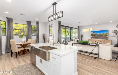 2604 27th St, Phoenix AZ  85008-1917 exterior