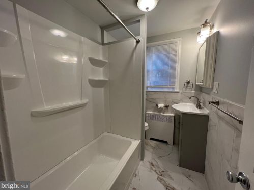 508 Randolph St, Camden NJ 08105-2723 exterior