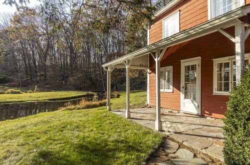 345 Lauer Rd, Poughkeepsie, NY 12603-6314