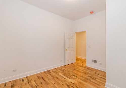 523 65 Pl, Chicago IL 60637-3848 exterior