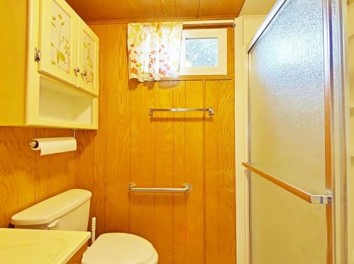 28 Shady Oaks Dr, Folsom CA 95630-1742 exterior