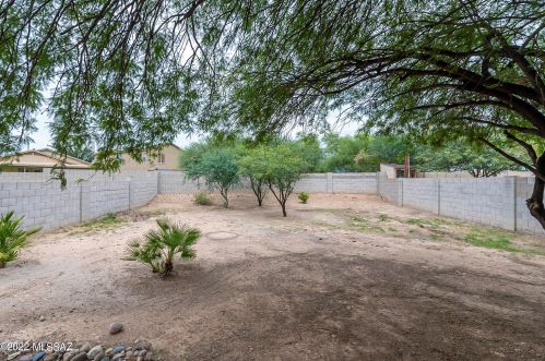 6419 Sunrise Vly Dr, Tucson AZ 85706-4979 exterior