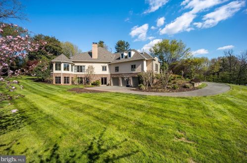 11300 Glen Rd, Rockville MD 20854-1849 exterior