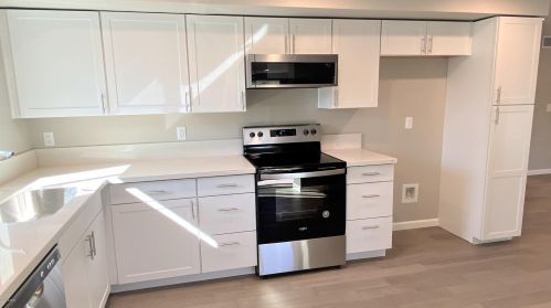 352 Kent Dr, Tucson AZ 85710-2441 exterior