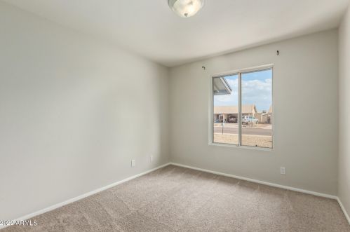 602 Behrend Dr, Phoenix AZ 85024-1871 exterior