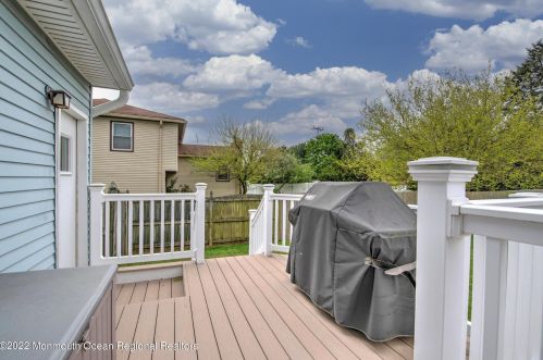 2 Lighthouse Dr, East Freehold NJ 07728-1347 exterior